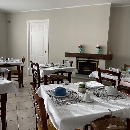 Casa Azzurra Camere Serravalle Sesia Buitenkant foto